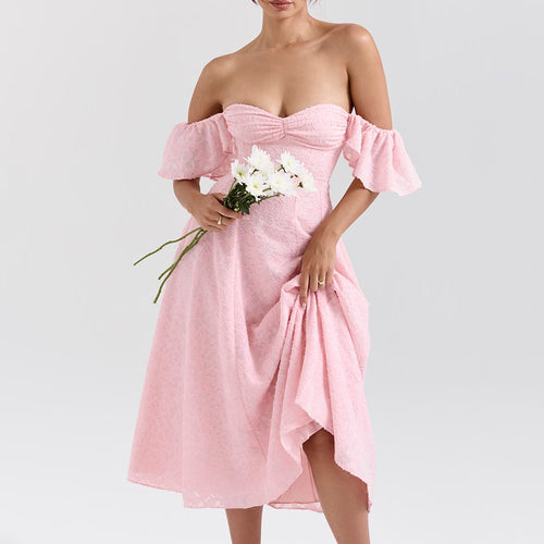 Dame Off-Shoulder Midikjole med flæsedetaljer og figursyet snit Skovae