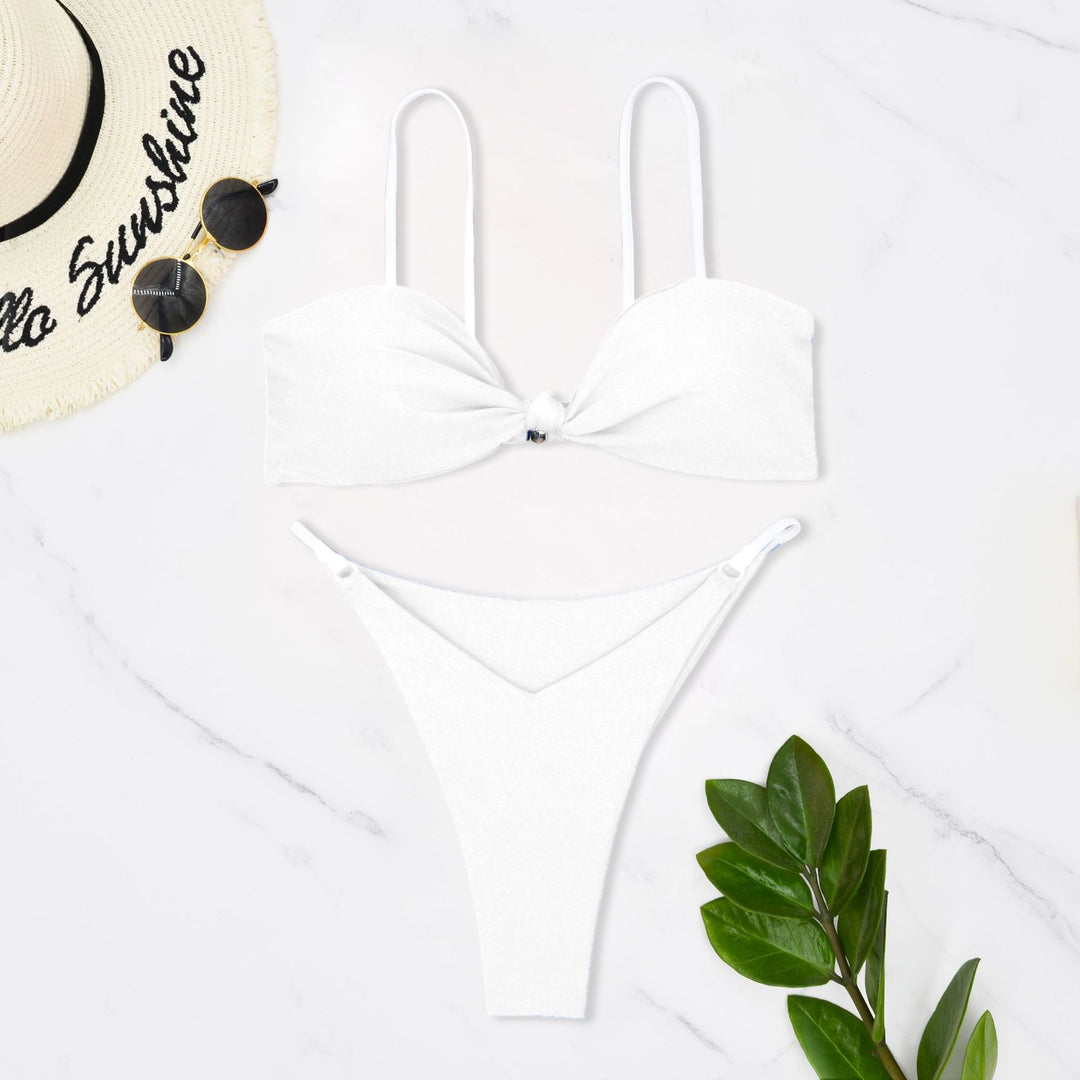 Dame Bandeau-bikini med trendy knude-design og hudvenligt materiale Skovae