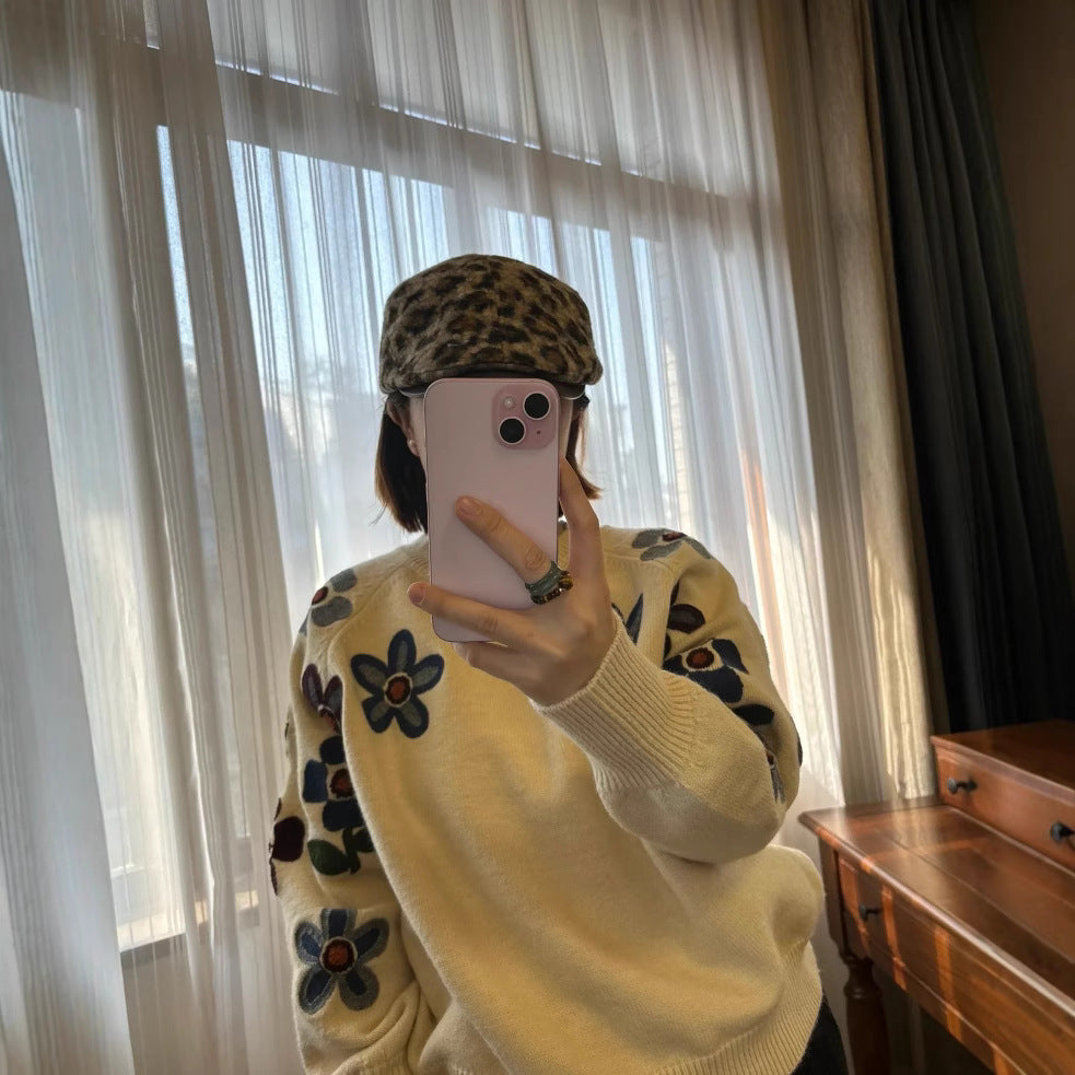 Dame mode sweater med blomster broderi design Stilla