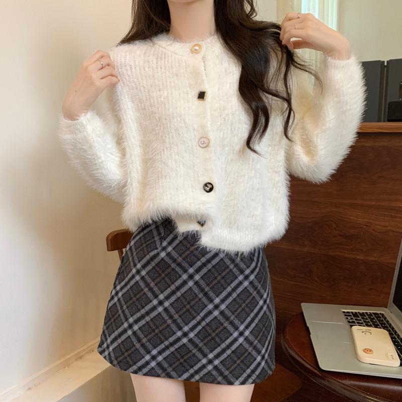 Femme Fluffy Knap-cardigan Stilla