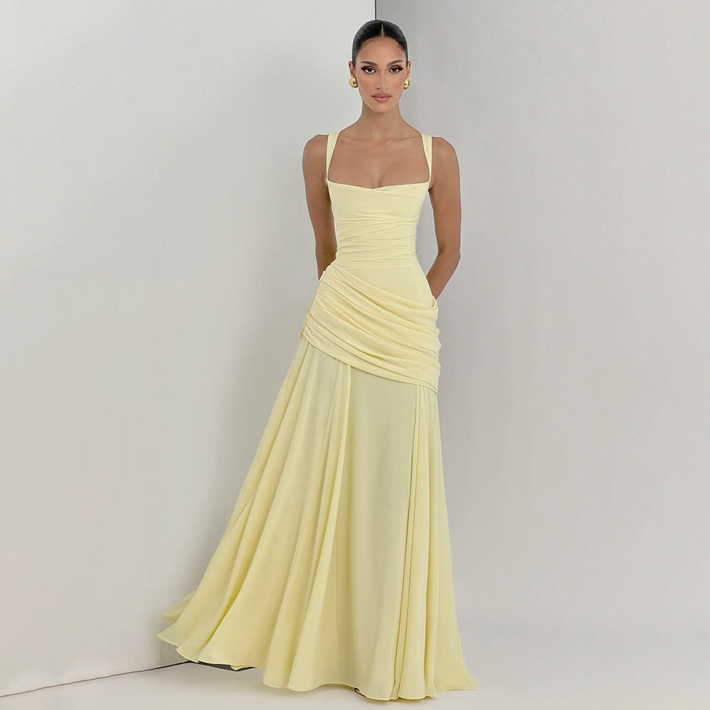 Dame Elegant aften kjole med off-shoulder-design og flydende kappe Skovae