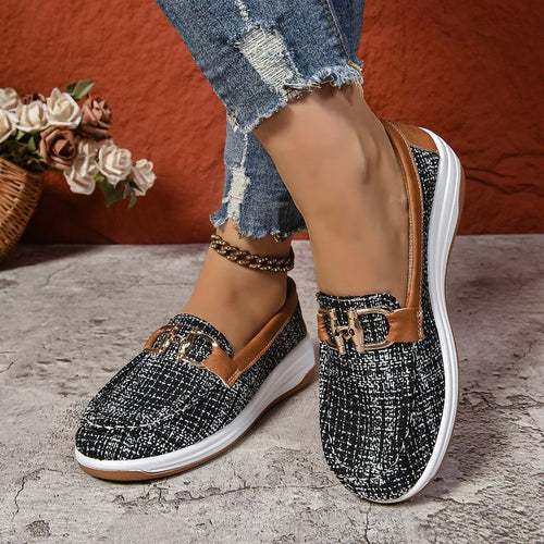 Dame Slip-On Clogs med moderne ternet mønster og elegant spænde-detalje Stilla