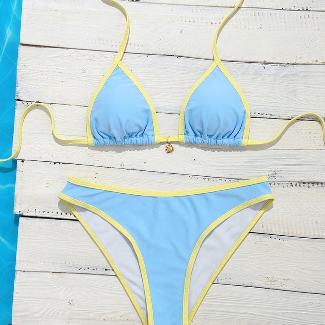 Dame Triangel-Bikini med elegante kontrastdetaljer Skovae