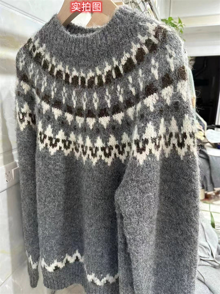 Dame strikket sweater med norsk mønster Stilla