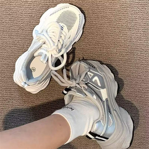 Dame Sporty Sneakers med åndbar netoverflade og støddæmpende sålprofil Stilla