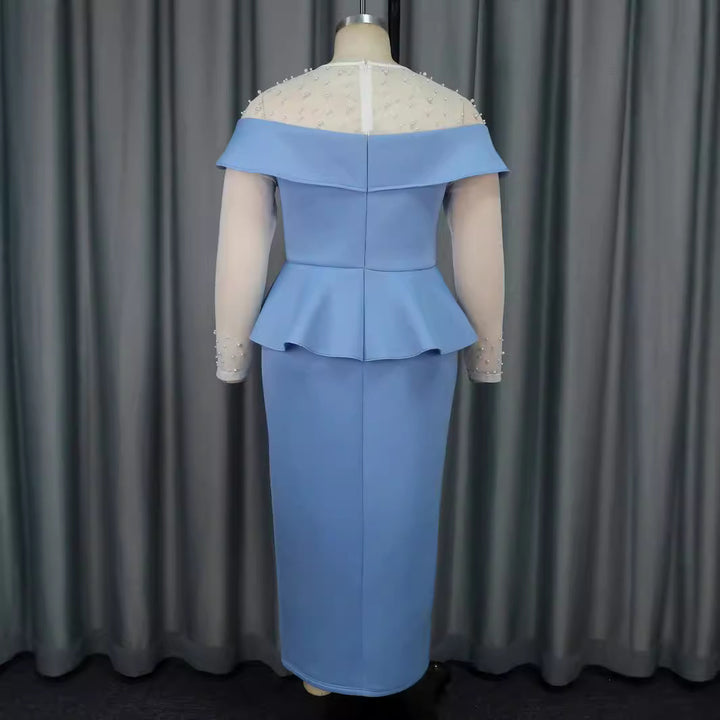 Dame elegant Midi-kjole med off-shoulder design og flæsedetalje Skovae