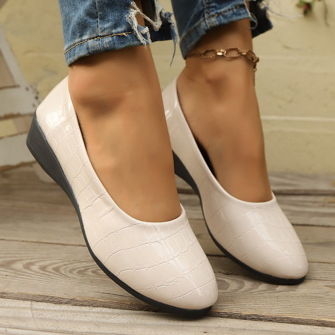 Dame Elegante Ballerinas med moderne krokodilleskinds-mønster og behageligt fodseng Stilla