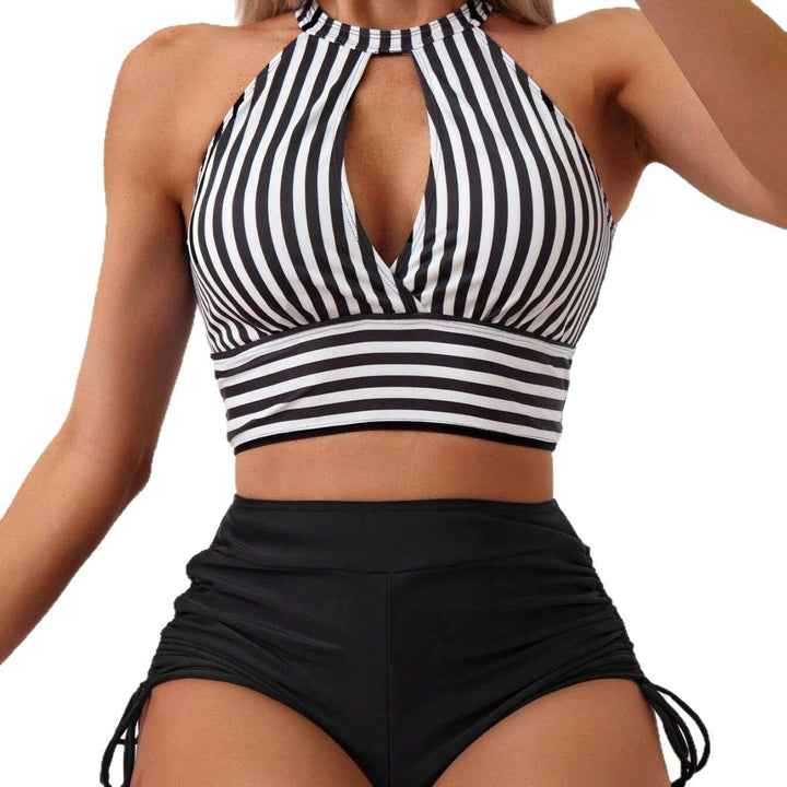 Dame bikini-sæt med fashionable cut-out og højt skåret trusse Stilla