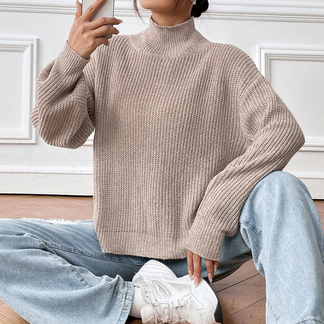 Dame Oversized Strikpullover med Rullekrave og Struktureret Mønster Stilla