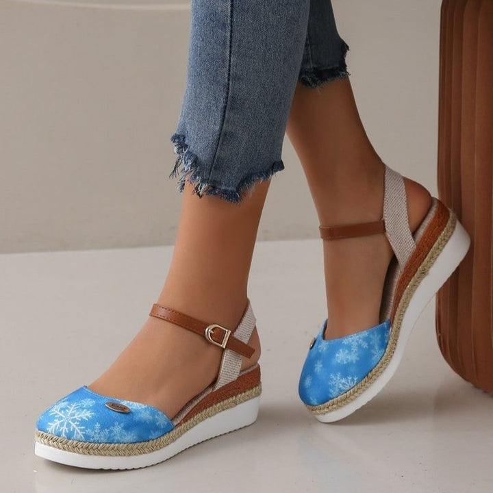 Dame Wedge-sandaler med flettet remdesign og komfortabelt fodseng Stilla