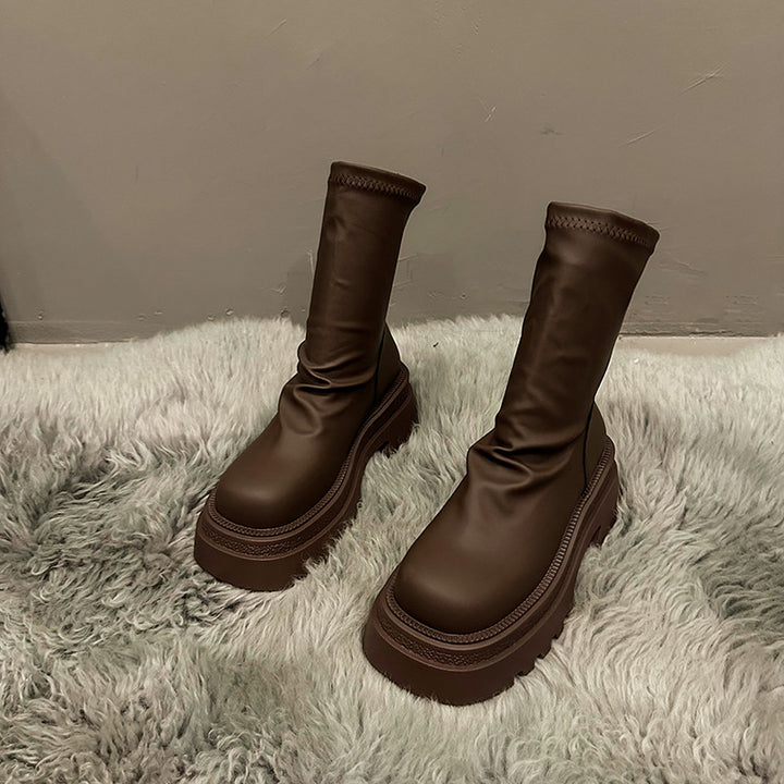 Femme Chunky Platform Ankeltøvler med dekorative sømme Stilla