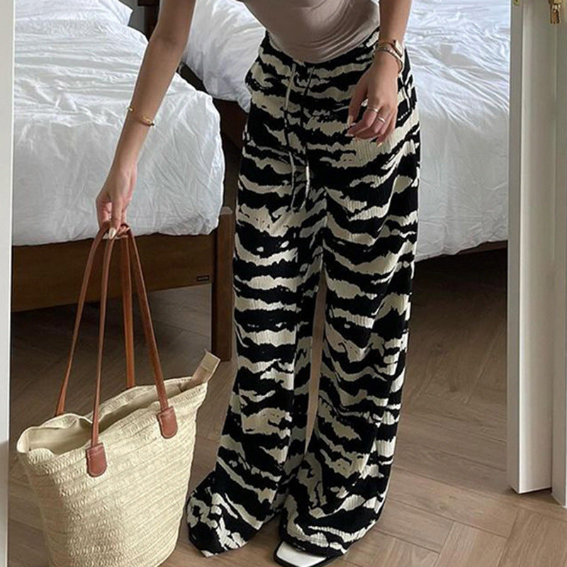 Damen bequeme Freizeithose im lässigen Stil mit Print Skovae