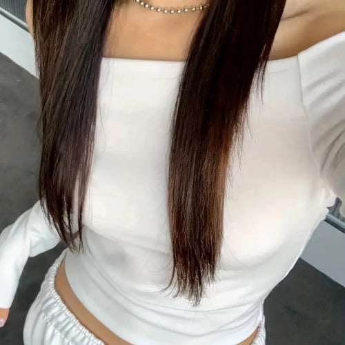 Dame Off-Shoulder Langærmet T-shirt med behagelig pasform og afslappet elegance Skovae