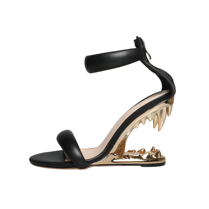 Femme højhælede sandaler med hajtand-design Stilla