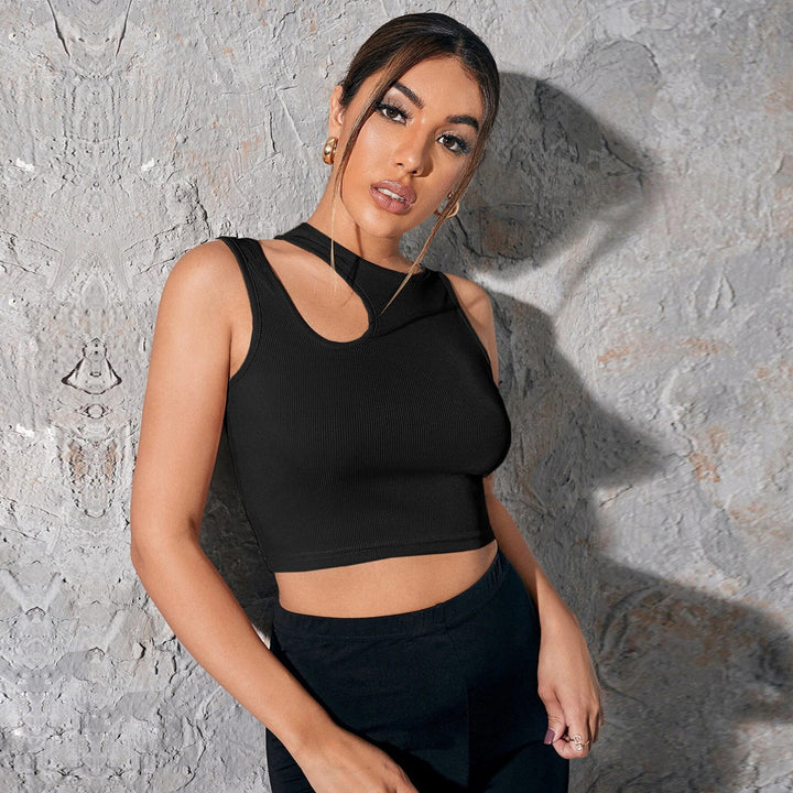 Kvinders Crop Top med asymmetrisk snit og elegant stropdesign Stilla