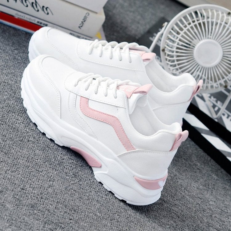 Dame sporty sneakers med skridsikker sål og åndbar overmaterialekombination Stilla