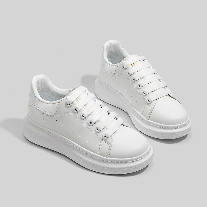 Dame Sneakers med elegant plateau sål og unik hælkonstruktion Stilla
