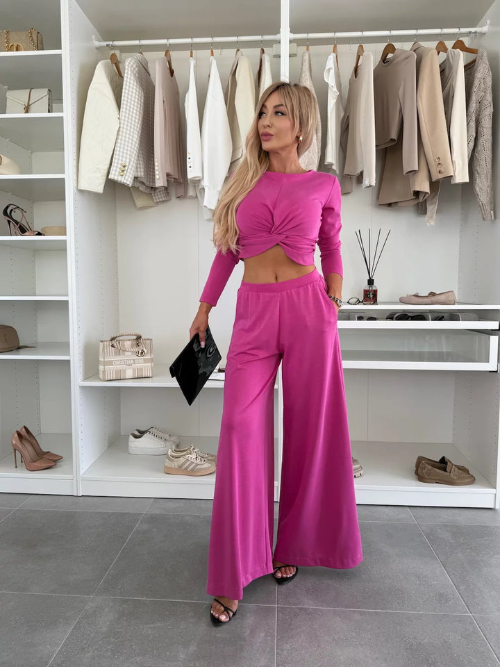 Dame moderne og elegante fritids-sæt med afslappet cropped-top og vide bukser Stilla