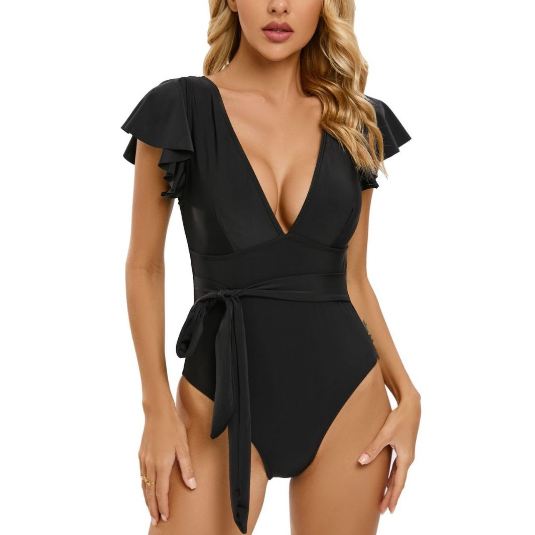Dame one-piece badedragt med raffinerede flæseærmer og elegant bælte Stilla