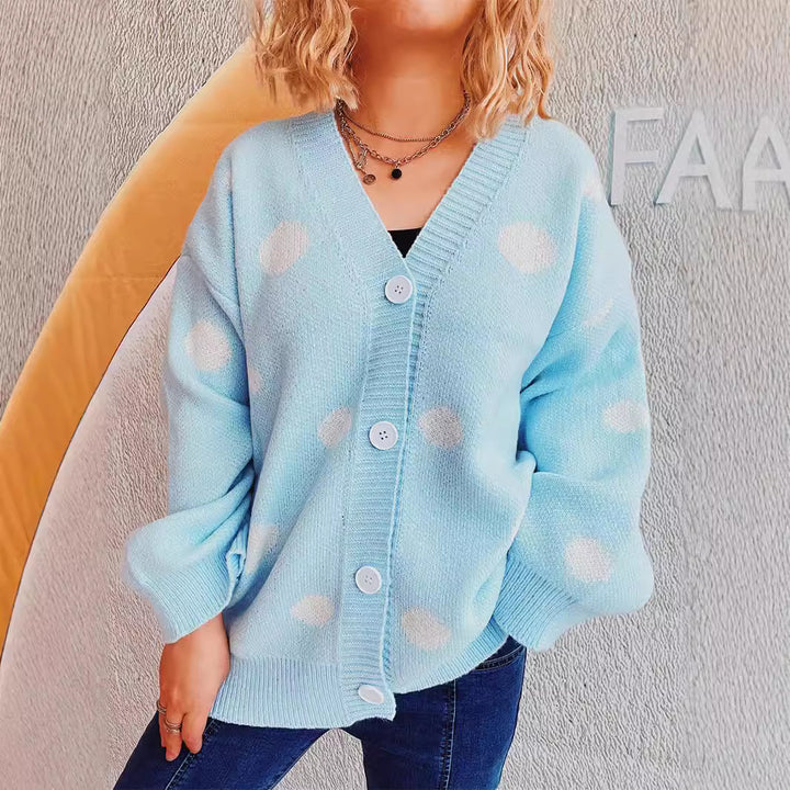Dame mode strikket cardigan med unikt prikkedesign og behagelig pasform Stilla