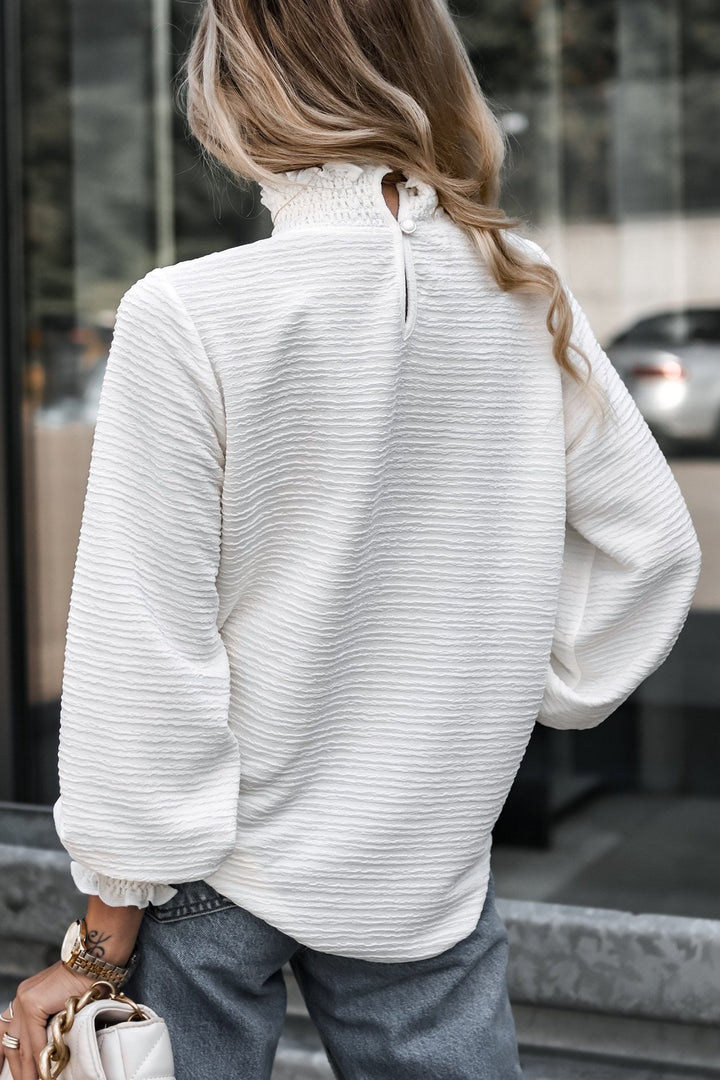 Dame Oversized Bluse med flæsekant og struktureret materiale Stilla