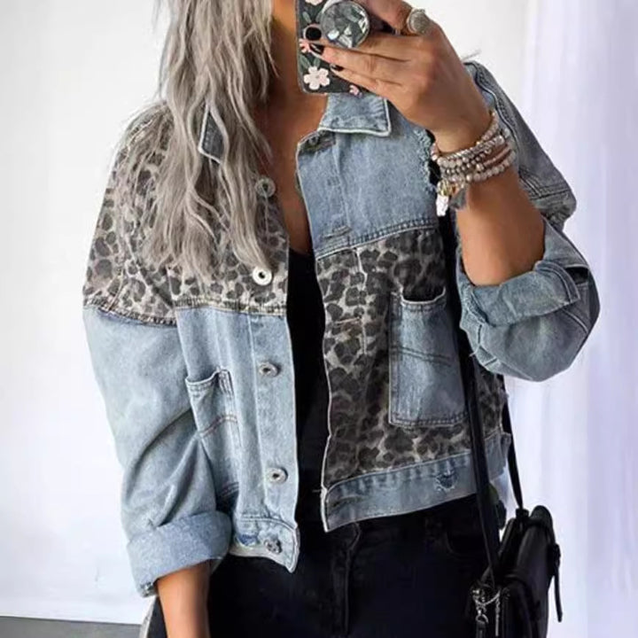 Damejeansjakke med leopardprint og afslappet snit Stilla