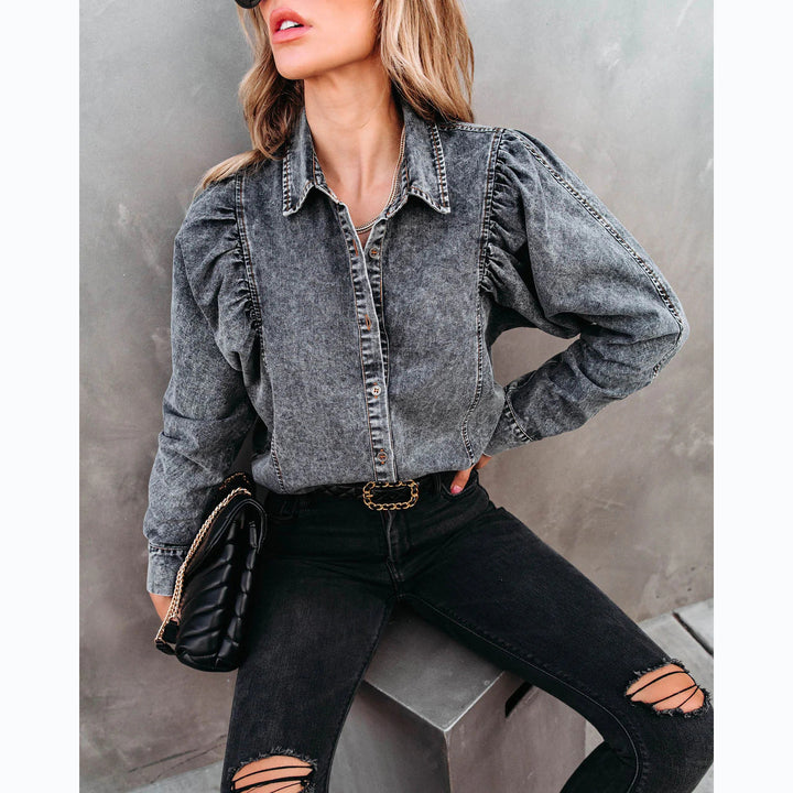 Dame Denim-bluse med rynker og knapliste Stilla