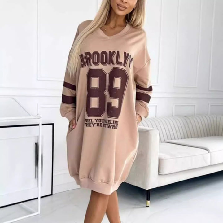 Kvinders oversized casual kjole i sportstil med V-hals Stilla