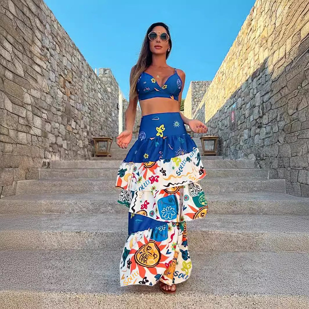 Dame To-delt Sommeroutfit med farverig flæseplade og moderigtig bustier Stilla