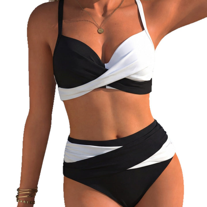 Damer højt skåret bikini med elegant indpakningsdesign Skovae