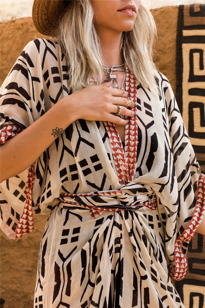 Dame trendy kaftan med kunstnerisk geometrisk mønster Stilla