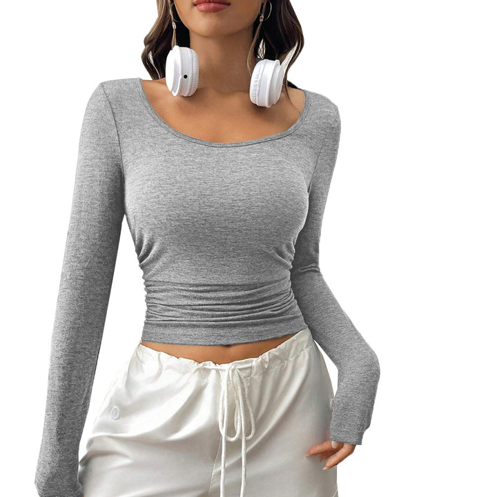 Kvindernes cropped langærmet skjorte med en tætsiddende silhuet og trendy samlingselementer Stilla