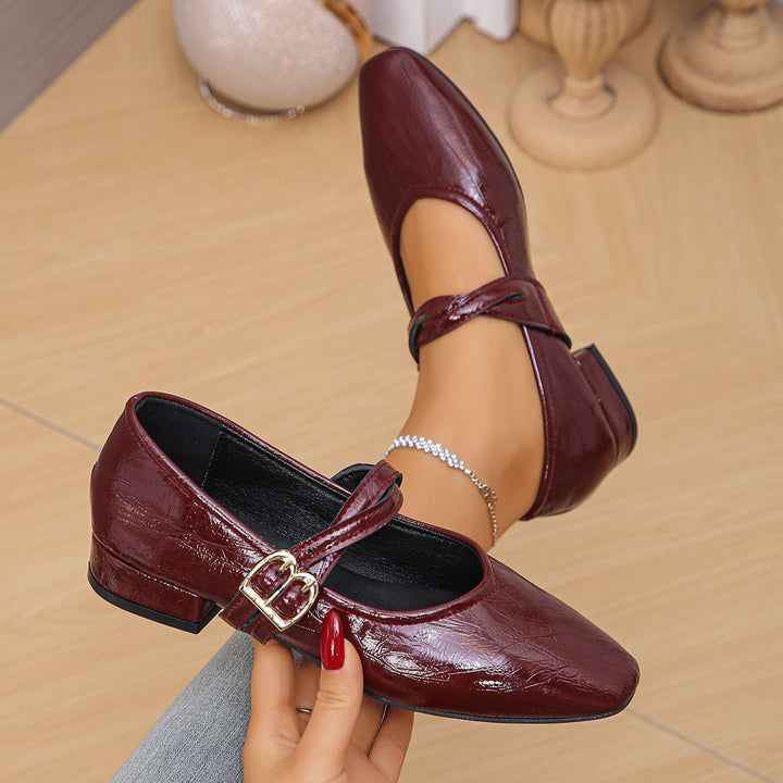 Damer Elegante Ballerinas med dobbelte remme og metaloverflade Stilla