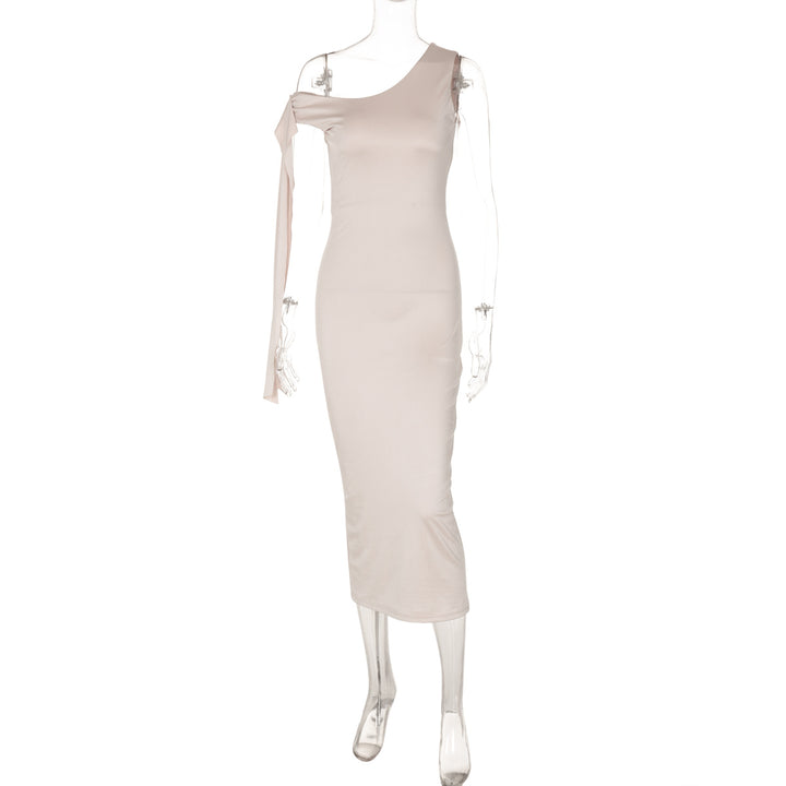 Dame Elegant One-Shoulder-Kjole med tætsiddende silhuet og lange ærmer Skovae