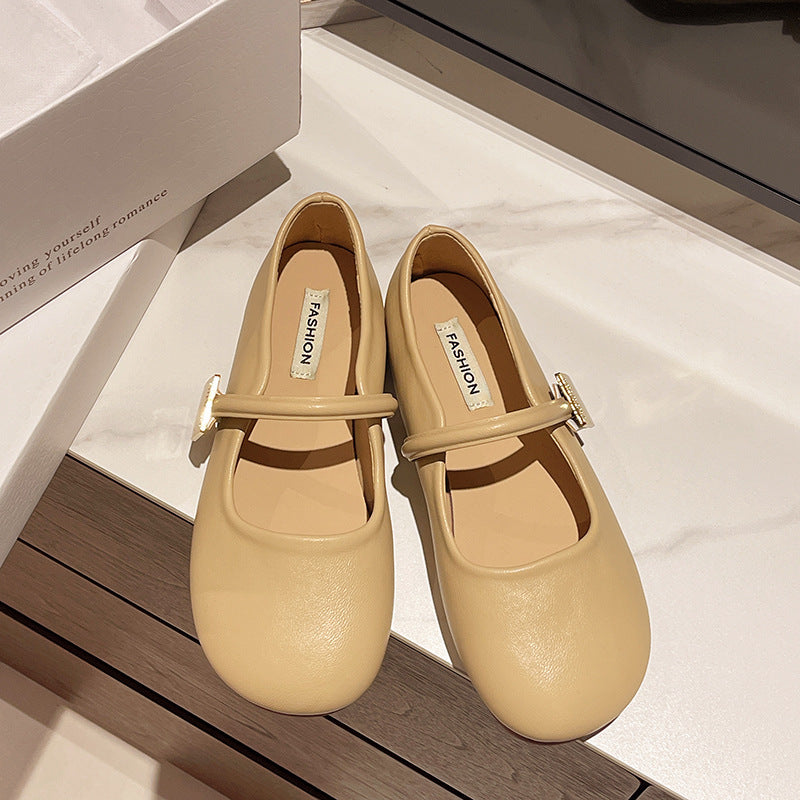 Dame Ballerinas med moderne rem og elegant lukning Stilla