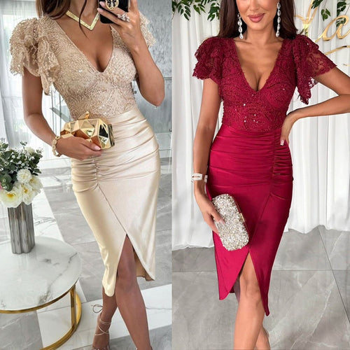 Dame elegant omslagskjole med skinnende overflade og flæseærmer Stiila