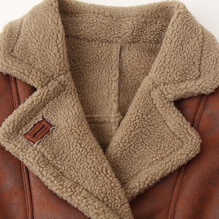 Femme Cropped Kunstlæderjakke med Sherpa-fór Stilla
