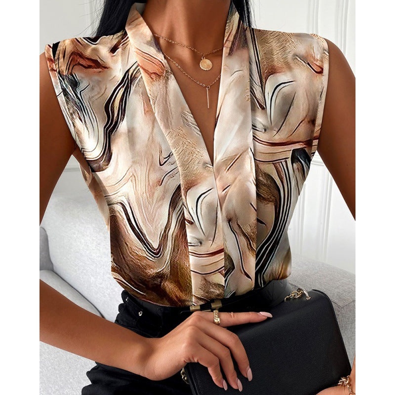 Damer elegant bluse med moderne marmor mønster og V-hals Stilla