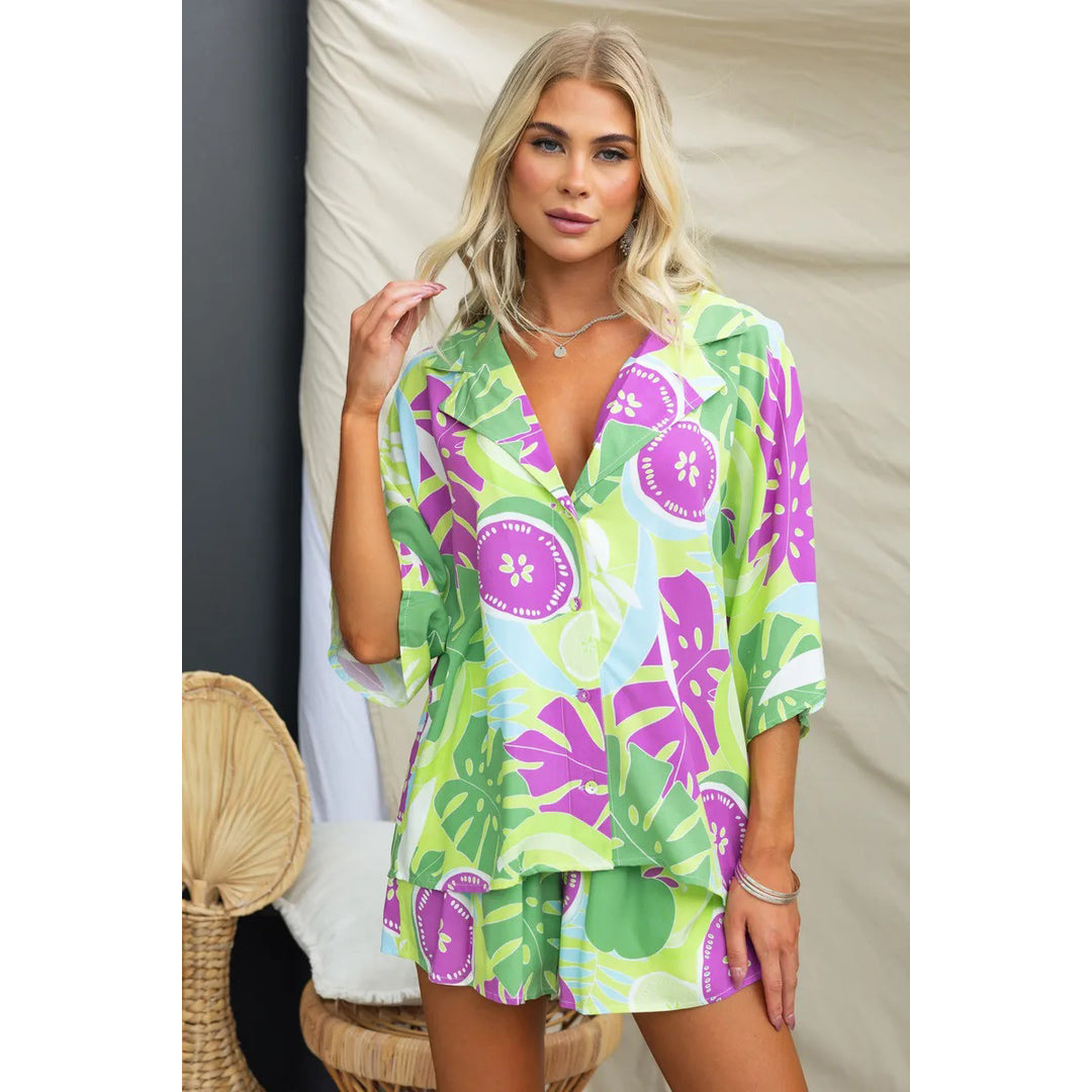 Dame afslappet top og shorts sæt med tropisk print Stiila