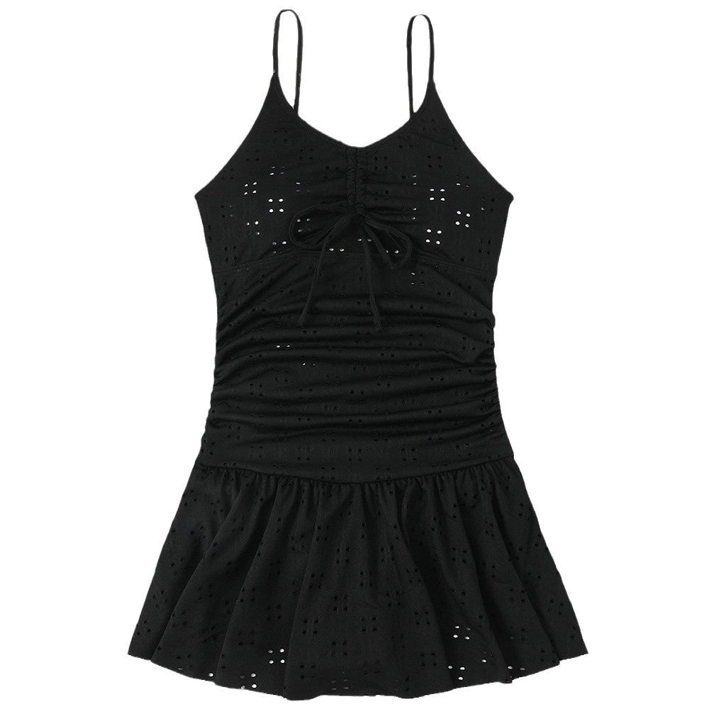 Dame badedragt med elegant rufflesdesign og delikate cut-out detaljer Stilla