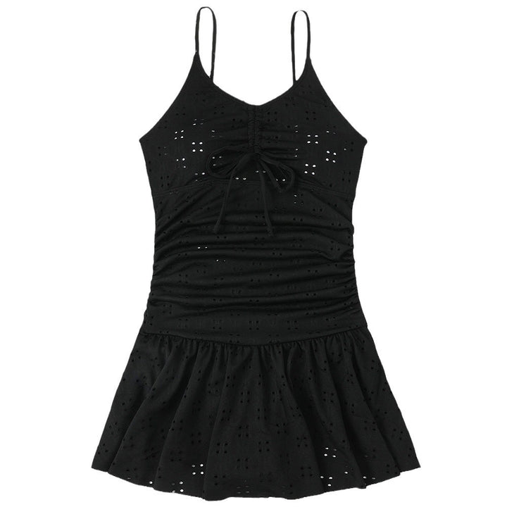 Dame badedragt med elegant rufflesdesign og delikate cut-out detaljer Stilla