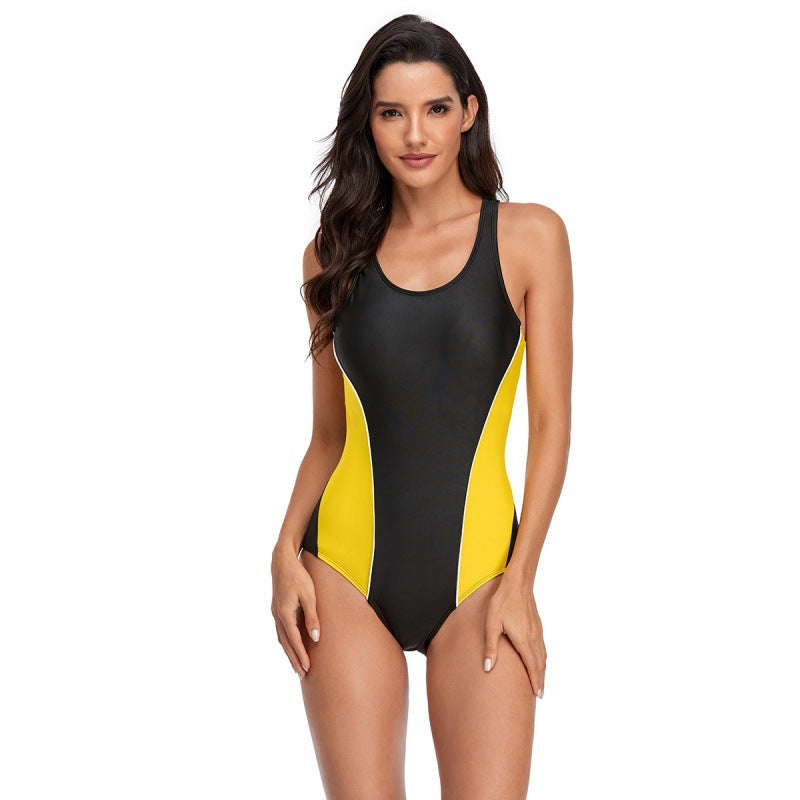 Dame One-piece badedragt med sporty farvekontrast og høj benudskæring Skovae
