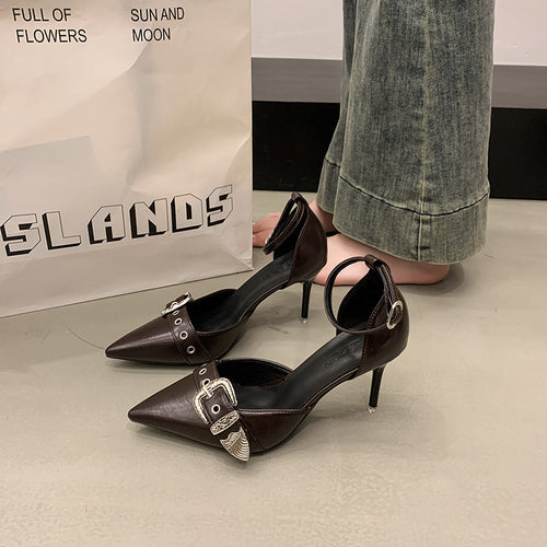 Dame Slingback-pumper med spidse tåområde og spænde-detalje Stilla