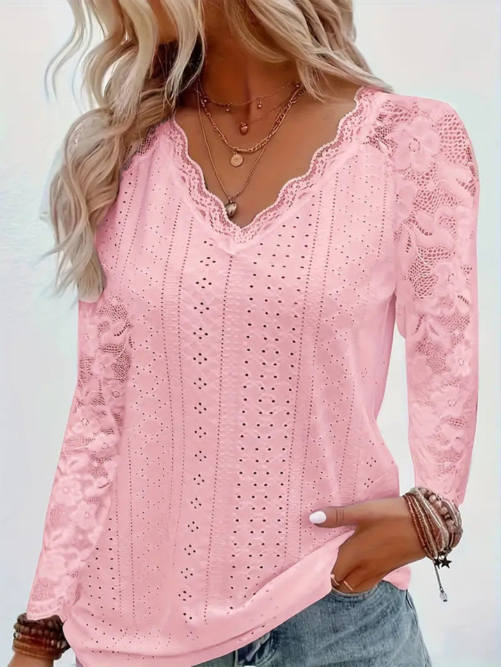 Kvindernes elegante top med blonder trim og V-hals Stilla