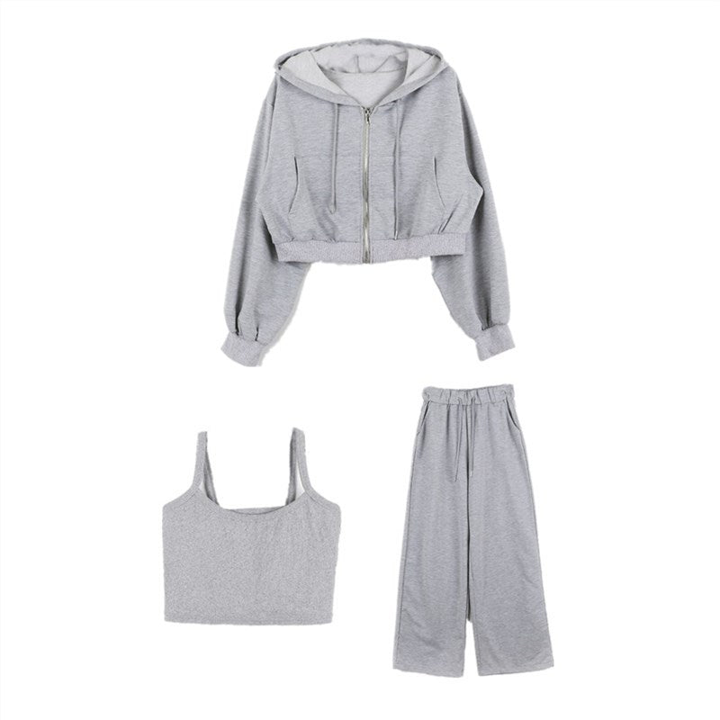 Kvinders fashionable tre-delt sæt med cropped hoodie, tank top og brede bukser Stilla