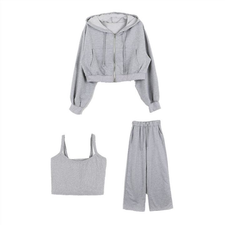 Kvinders fashionable tre-delt sæt med cropped hoodie, tank top og brede bukser Stilla