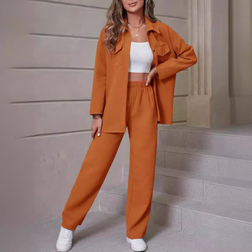Dame buksedragt i afslappet look Stilla