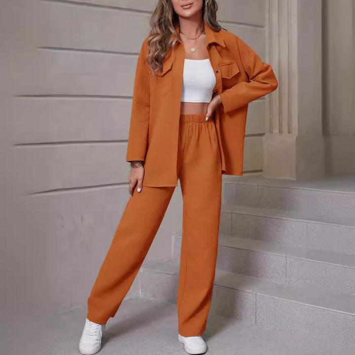 Dame buksedragt i afslappet look Stilla