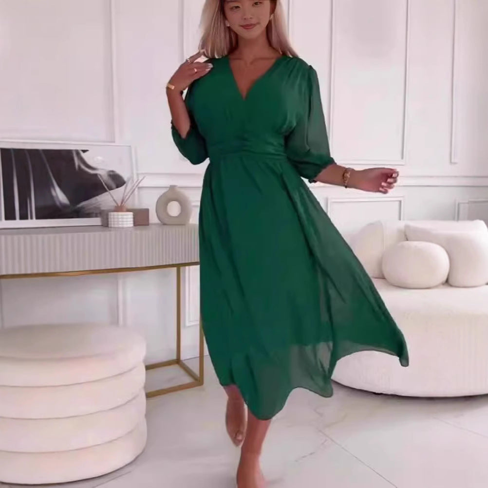 Dame Maxikjole med elegant indviklet design og svajende kant Stilla