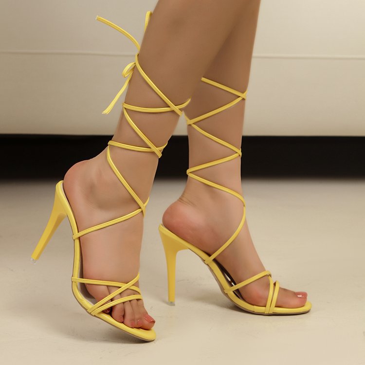 Dame Glitrende Slingback-Sandaletter med flettet rem og elegant hæl Stilla